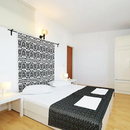 Vila Holiday House Sea &Fun Rtina